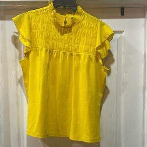 Ann Taylor Yellow Ruffled Women's Top sz M